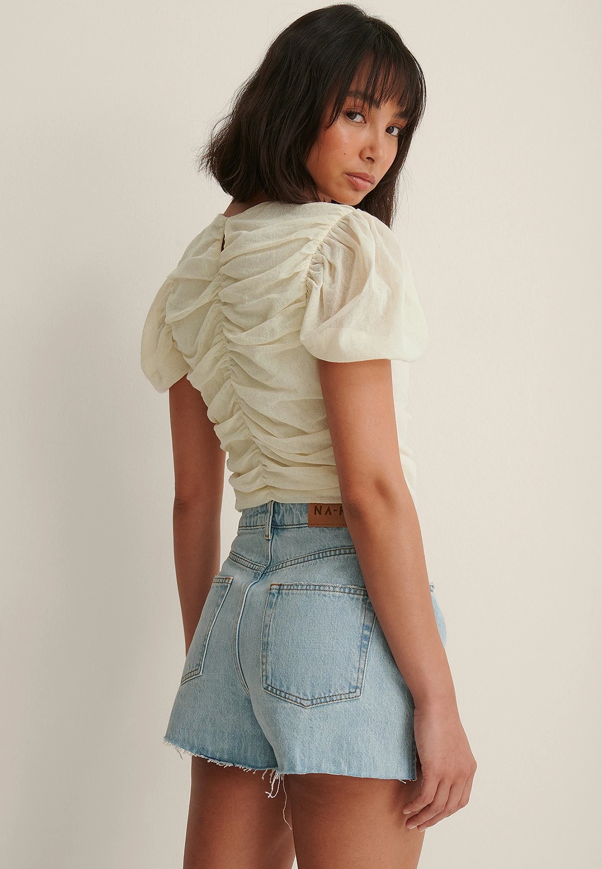 NA-KD Side Slit - Shorts Vaqueros - Light Blue - Imagen 2