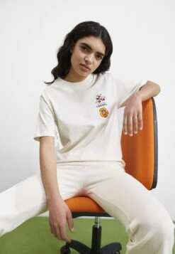 Puma Liberty Graphic Tee - Camiseta Estampada - Pristine