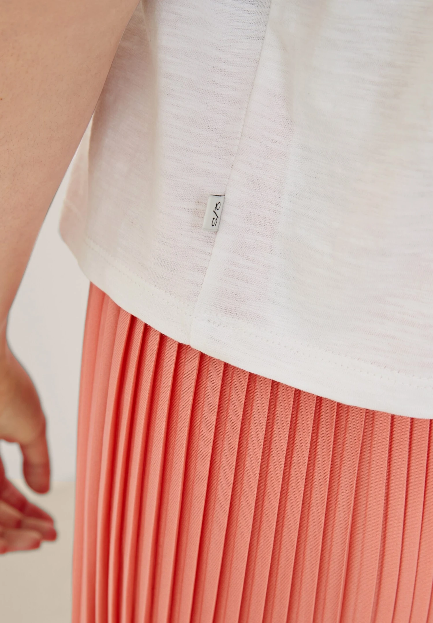 QS By S.Oliver Camiseta Estampada - White Placed Print - Imagen 5