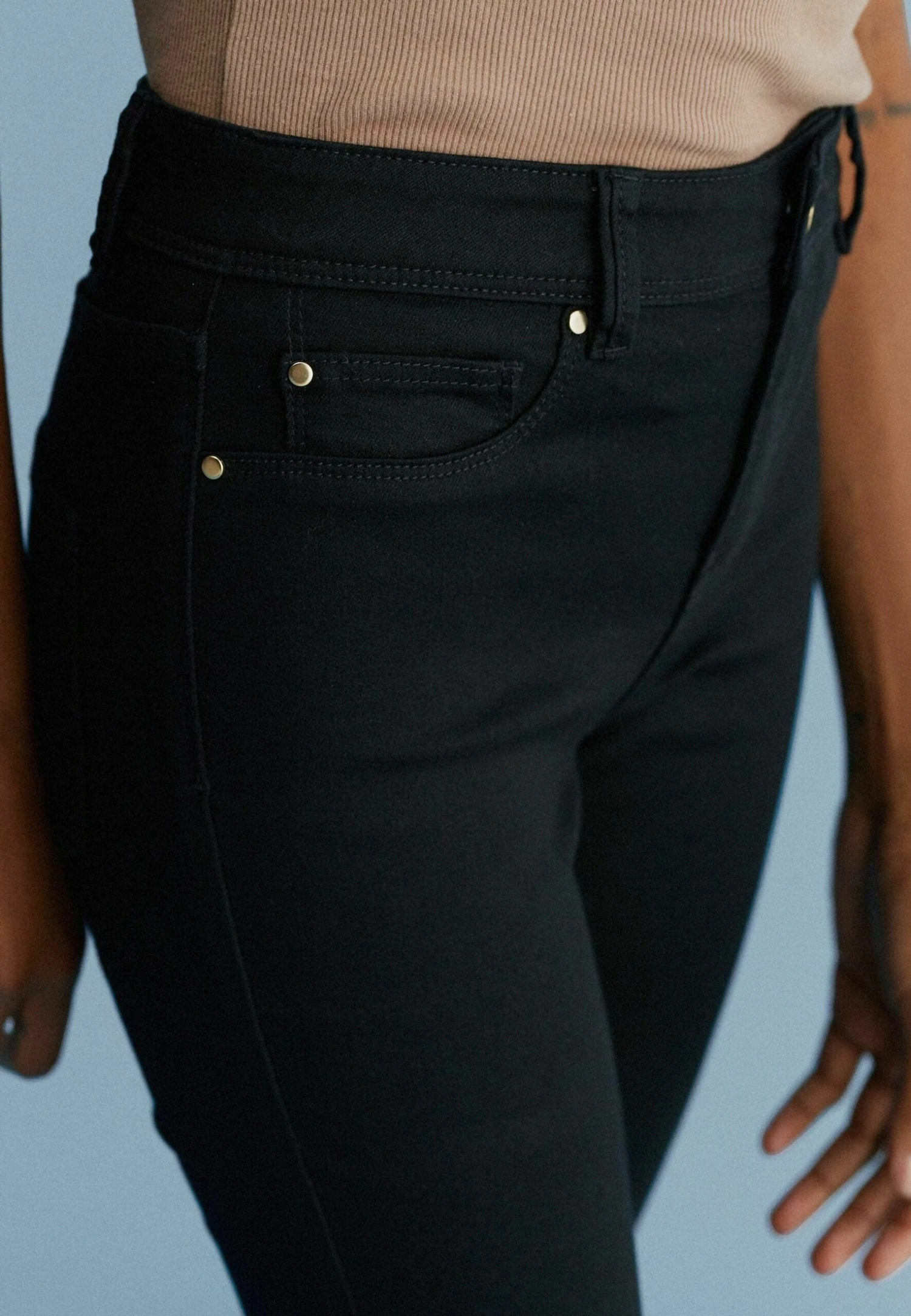 Next Power Stretch Standard - Vaqueros Pitillo - Black - Imagen 3