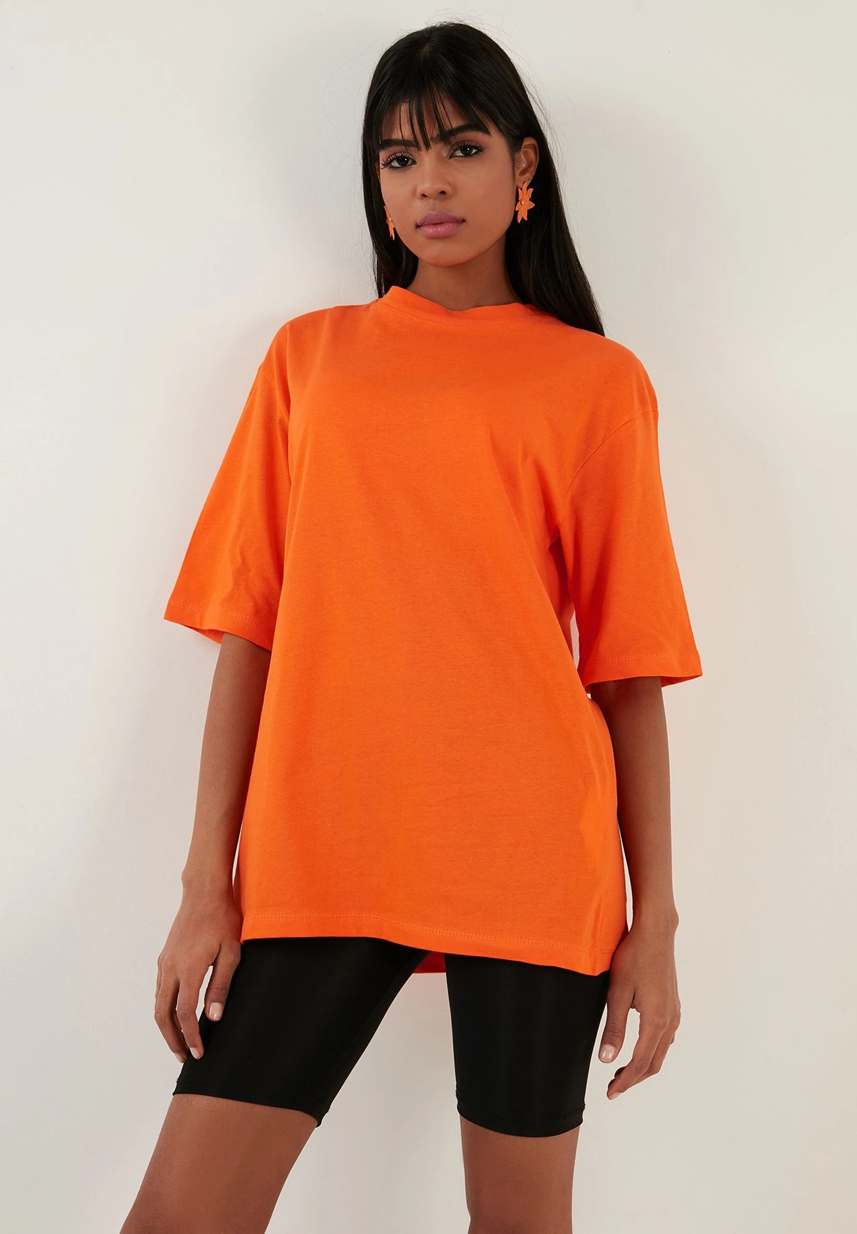 LELA Loose Fit - Camiseta Básica - Orange