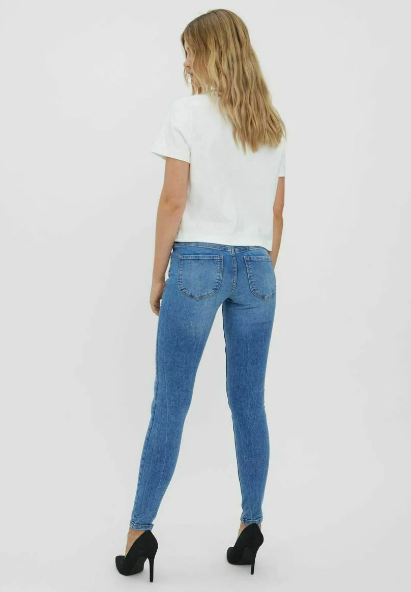 Vero Moda Vaqueros Pitillo - Light Blue Denim - Imagen 3