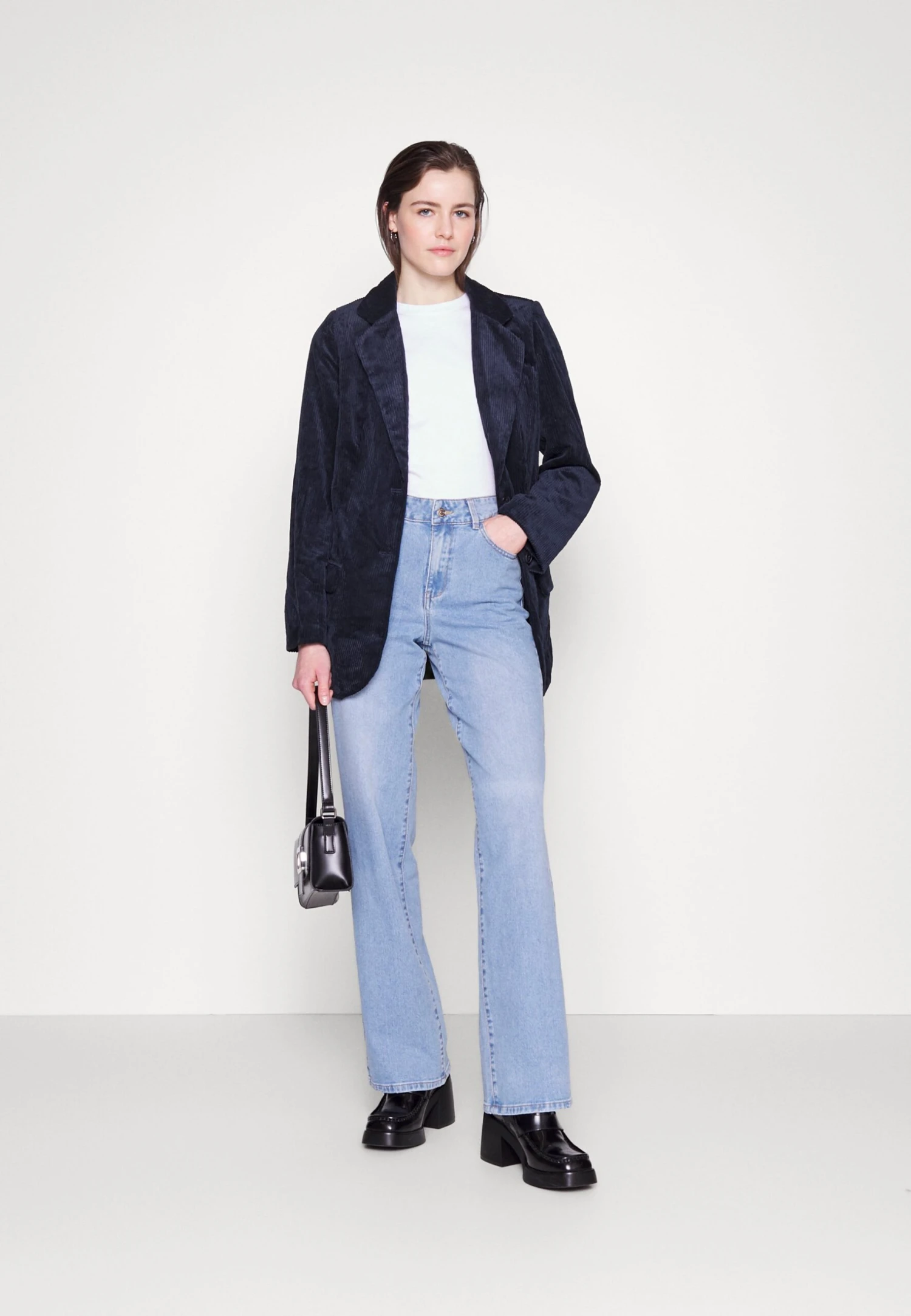 Objmarina- Vaqueros Rectos - Light Blue Denim - Imagen 2