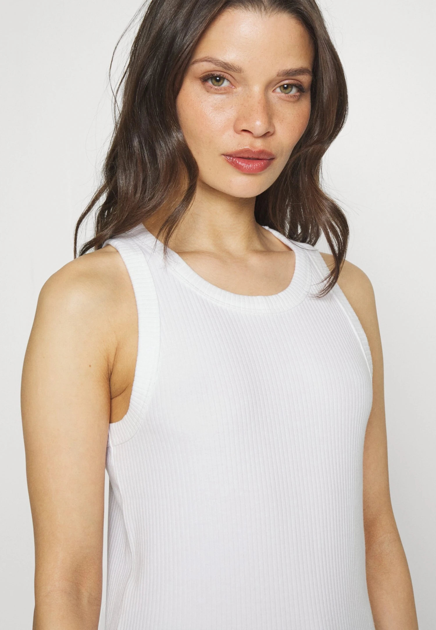 High Neck Tank - Top - White - Imagen 5