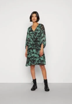 ICHI Bally- Vestido Informal - Blue Spruce Shadow