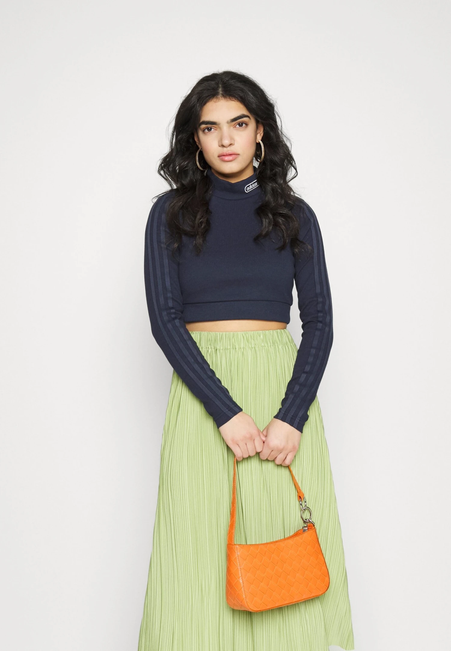 Adidas Originals Cropped - Camiseta De Manga Larga - Legend Ink - Imagen 4