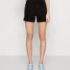 WEEKDAY Eya - Shorts Vaqueros - Echo Black