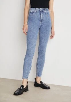 Calvin Klein Jeans High Rise Super Skinny Ankle - Vaqueros Pitillo - Denim Medium