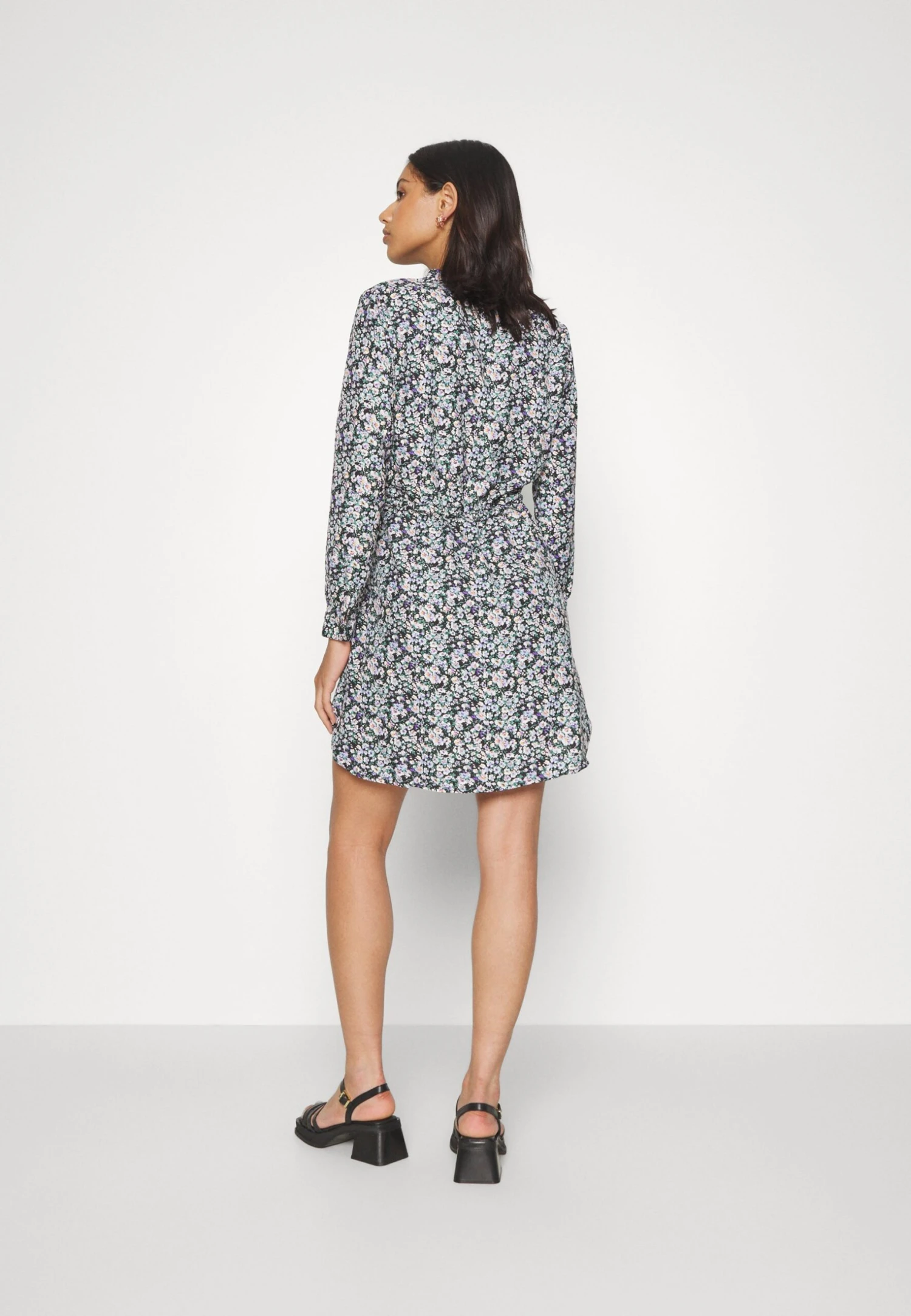 ONLY Vestido Informal - Black/Aura - Imagen 4