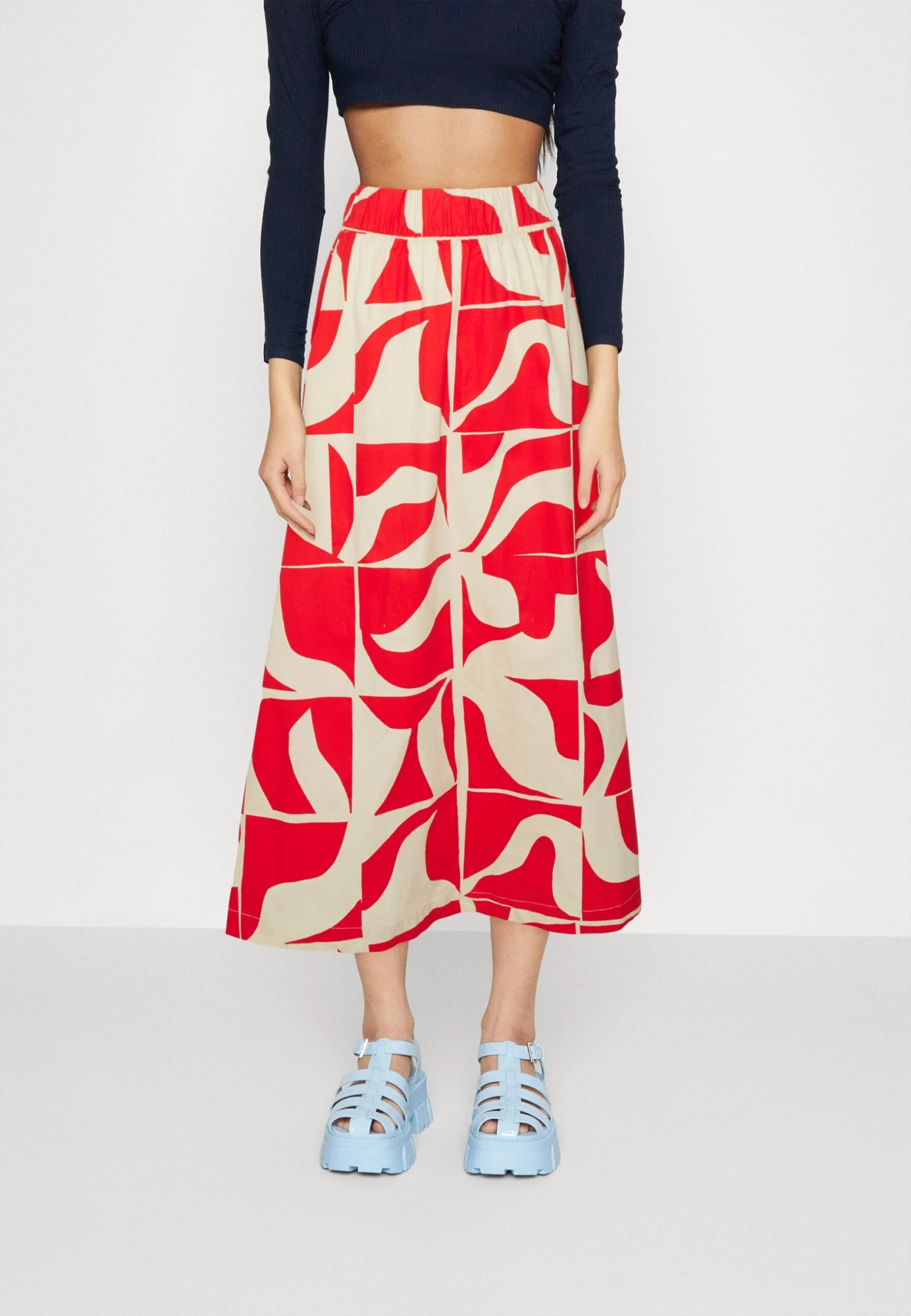 Monki Falda Acampanada - Light Red/White