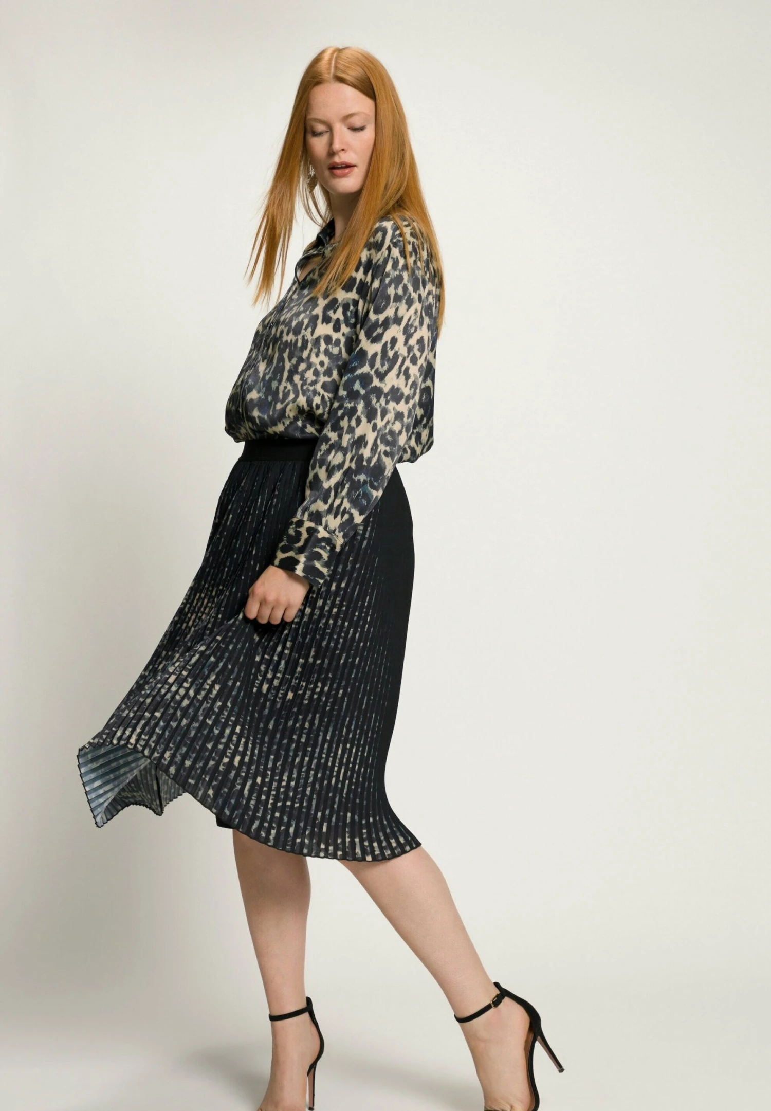 Ulla Popken Falda Acampanada - Noir - Imagen 2