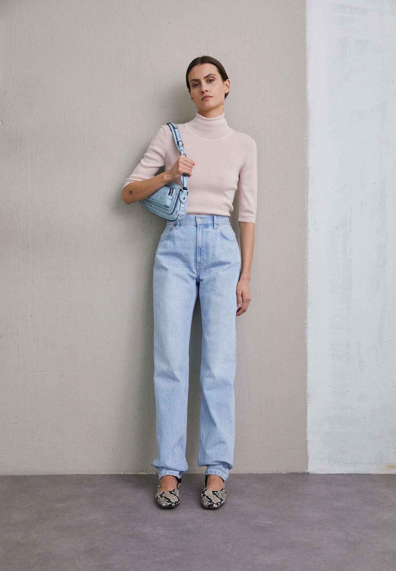 Filippa K Vaqueros Rectos - Light Blue - Imagen 2