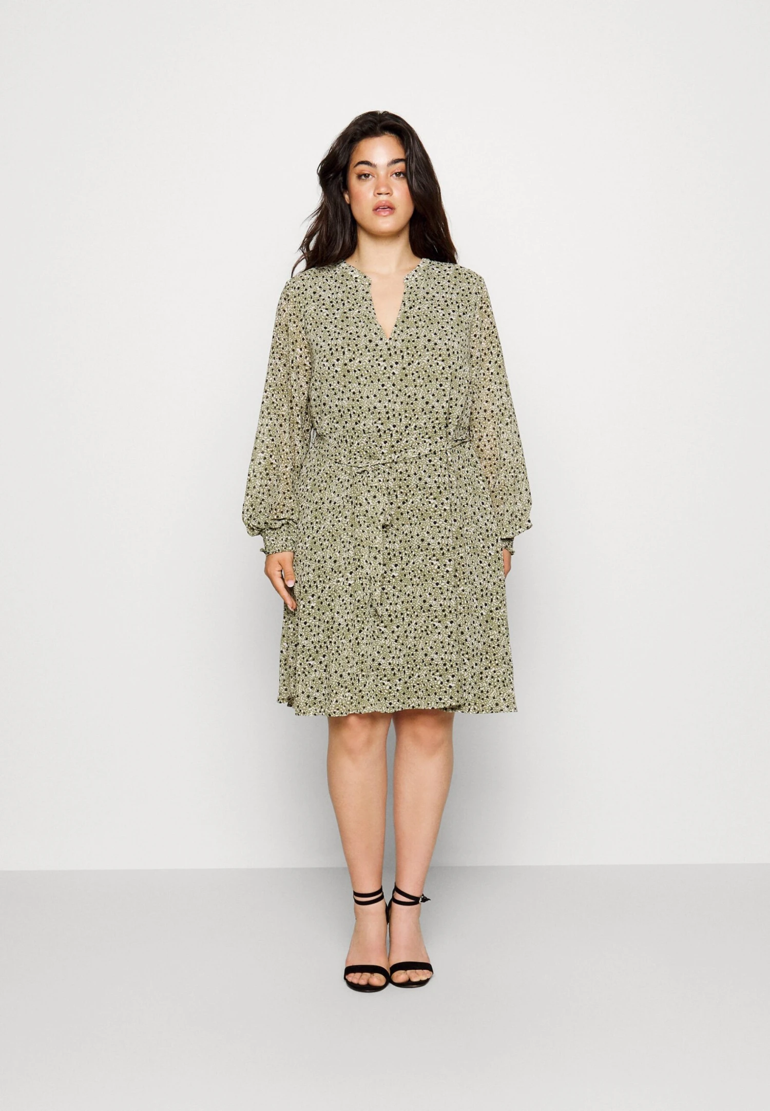 Viadeline Dress - Vestido Informal - Four Leaf Clover