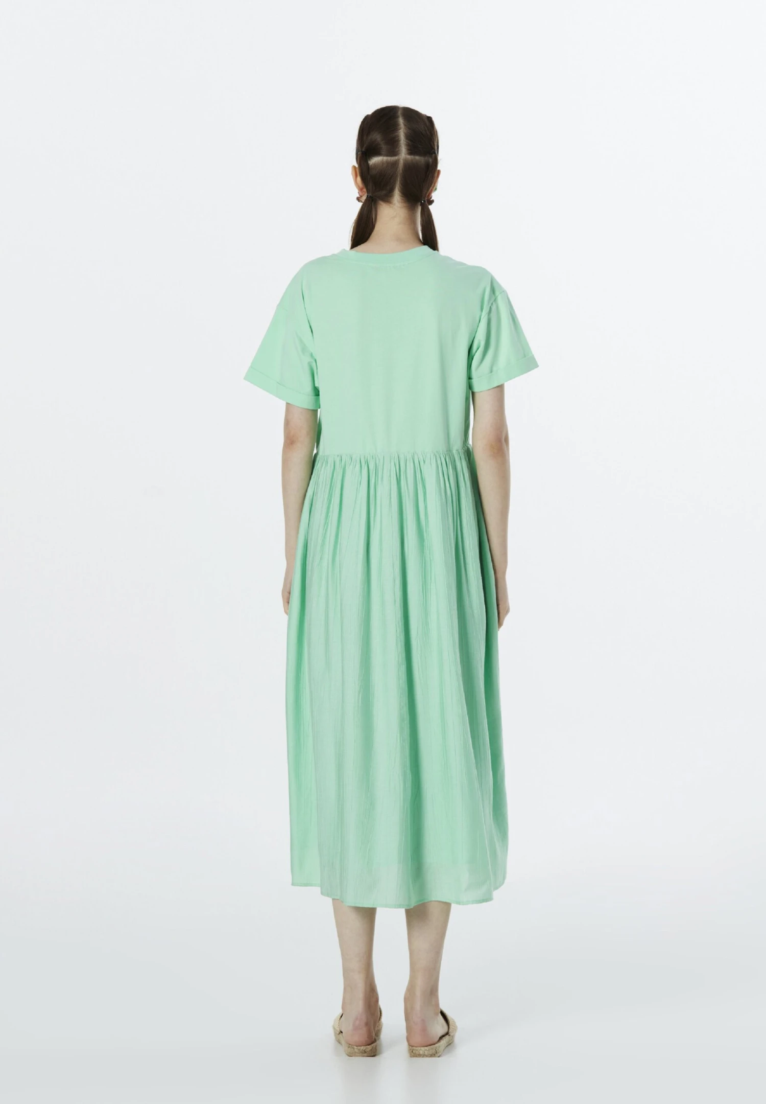 Twist Relaxed Fit 3D Embroidered - Vestido Informal - Mint Green - Imagen 3