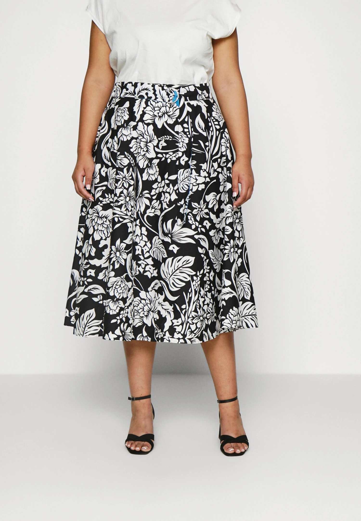 Carta - Falda Acampanada - Nero