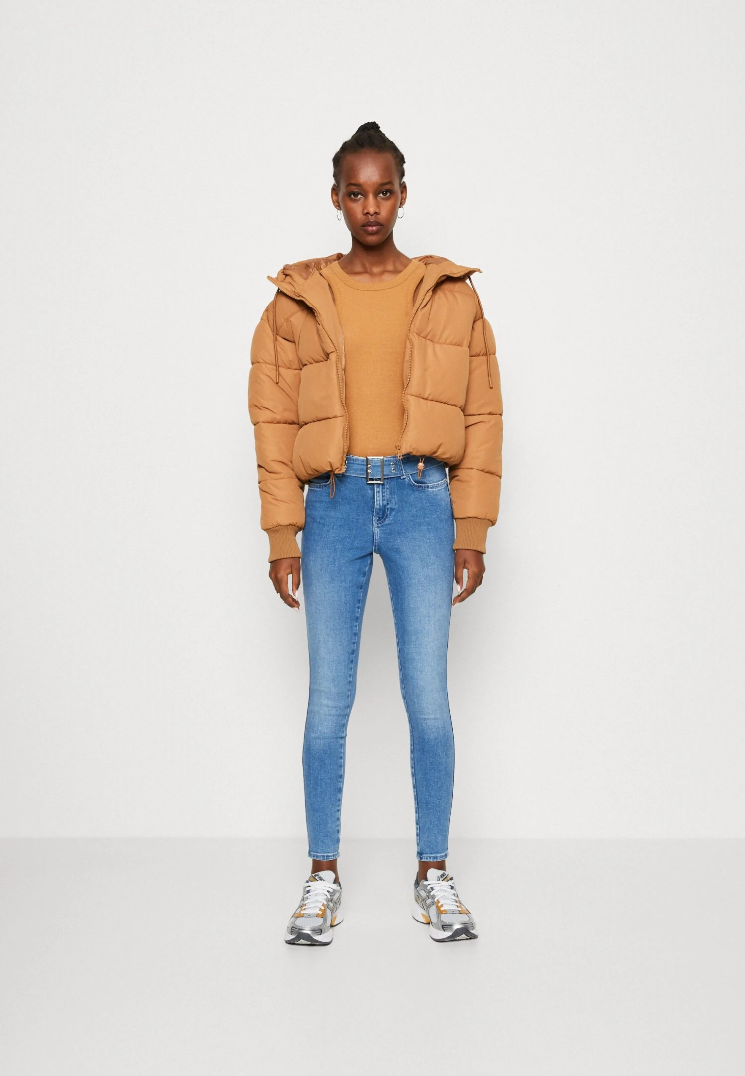 ONLY Onlwauw Mid Waist Belt - Vaqueros Pitillo - Light Blue - Imagen 2