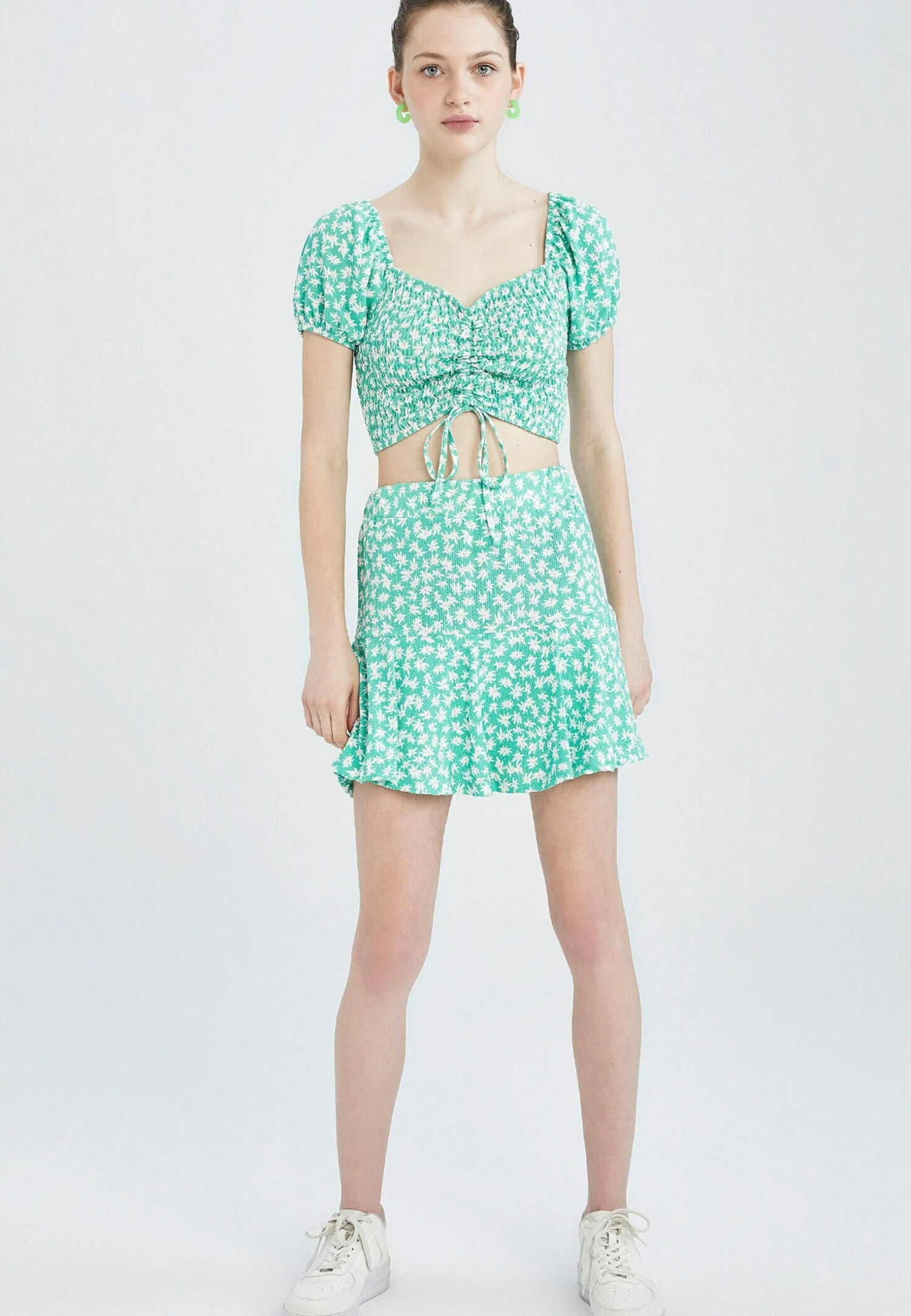 DeFacto Shorts - Turquoise - Imagen 2