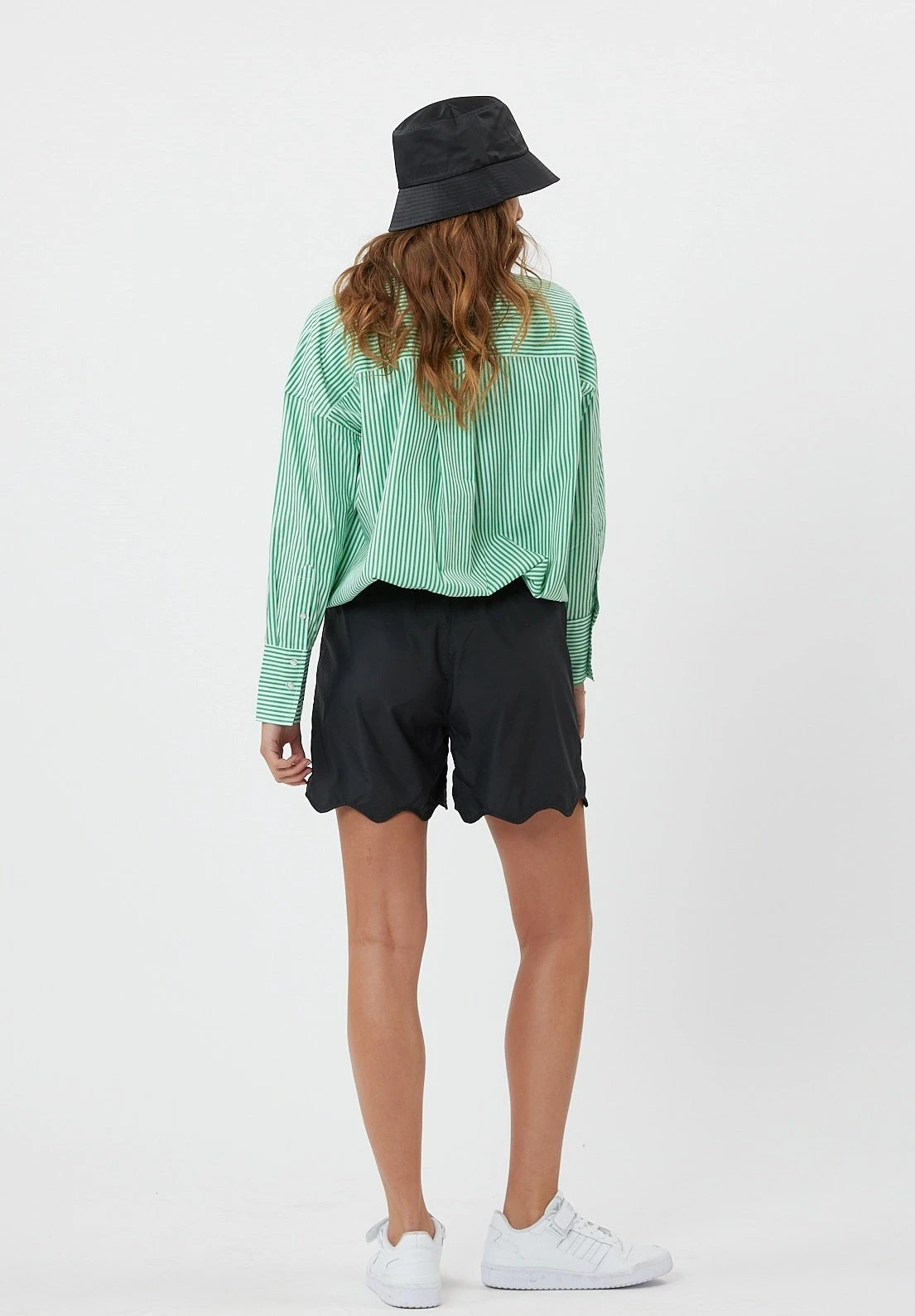 Moves Shorts - Black - Imagen 2