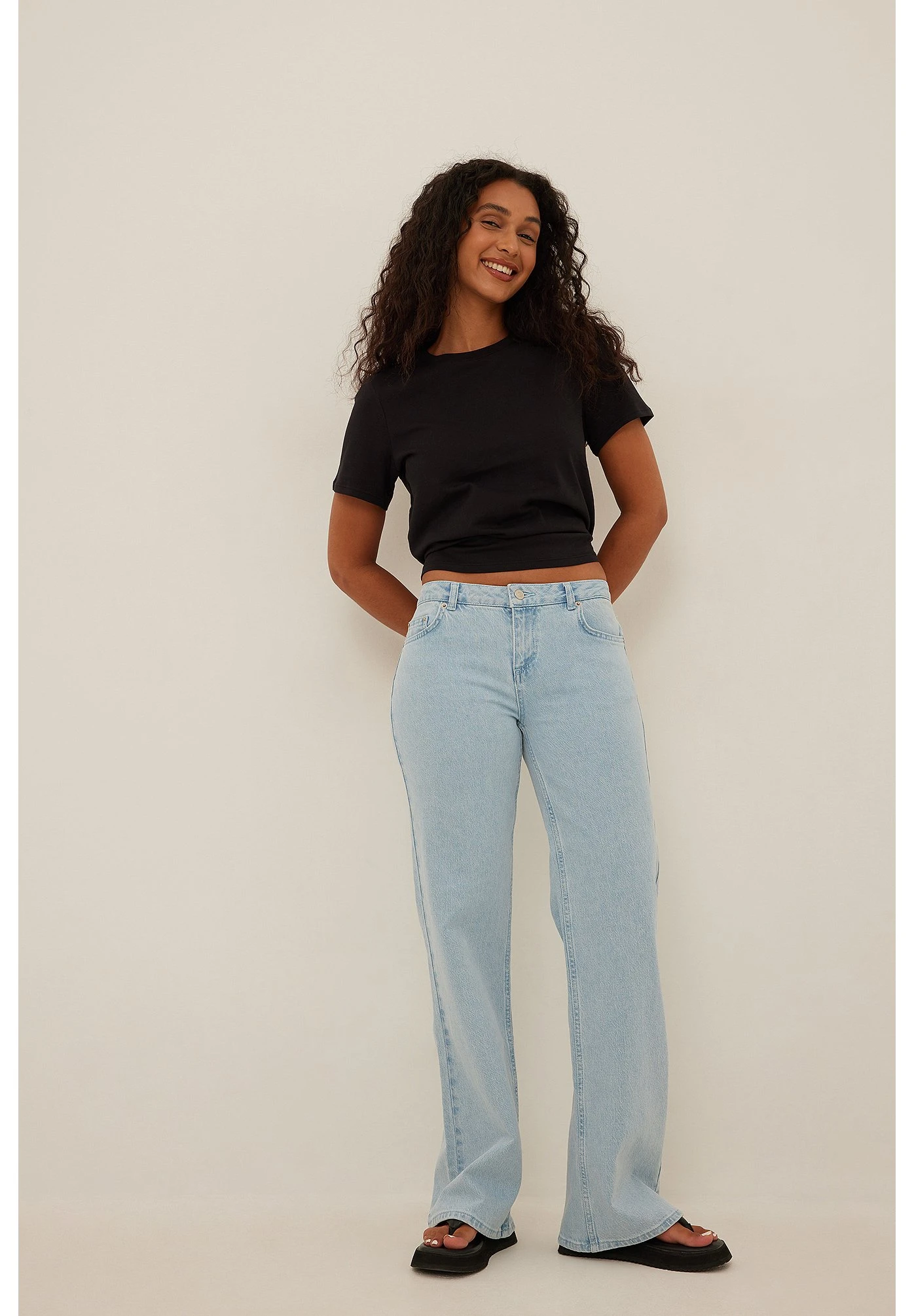 NA-KD Vaqueros A Campana - Light Blue - Imagen 2