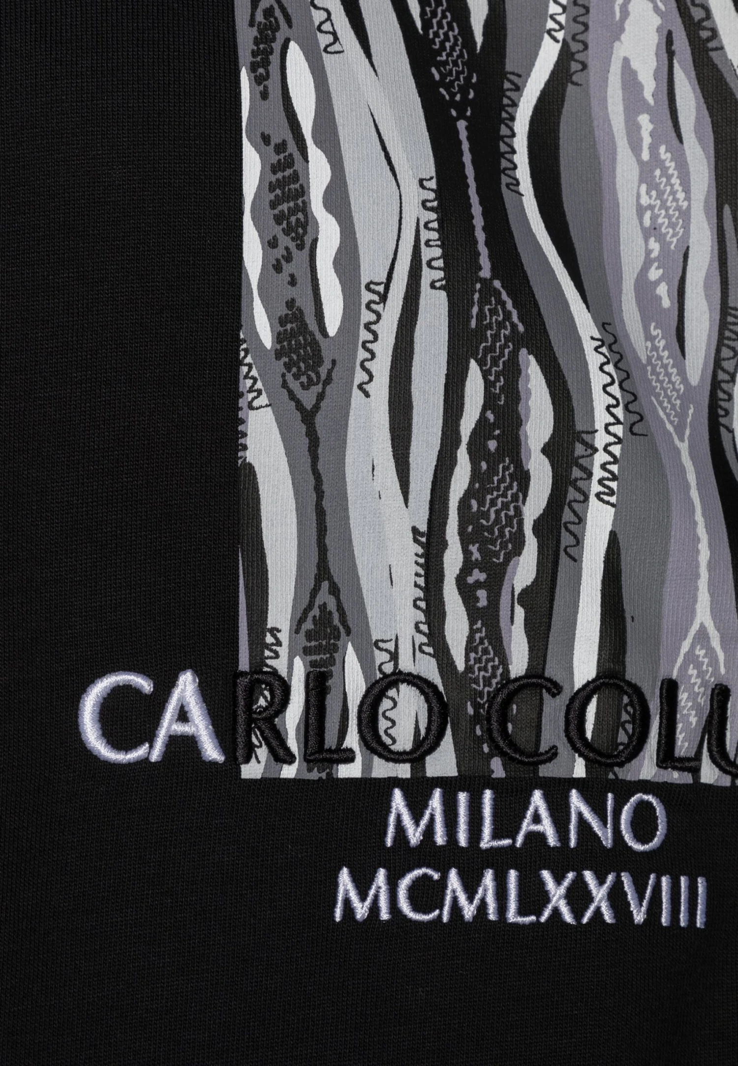 CARLO COLUCCI Plus Unisex - Camiseta Estampada - Schwarz - Imagen 5