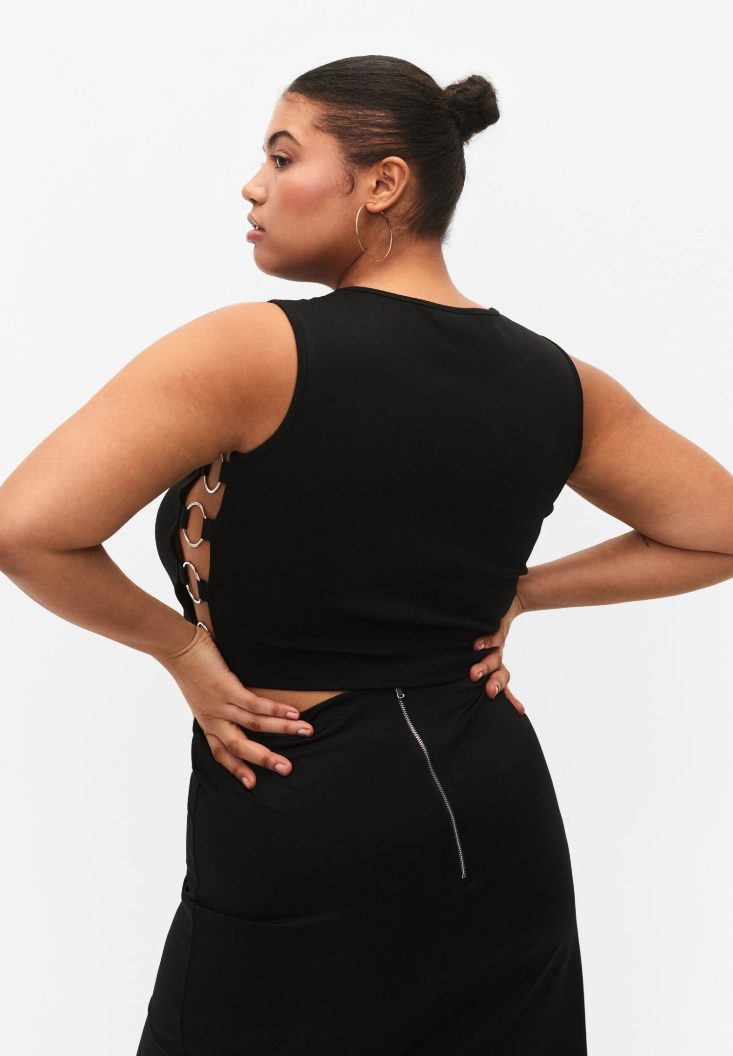 With Open Side Detail - Top - Black - Imagen 3