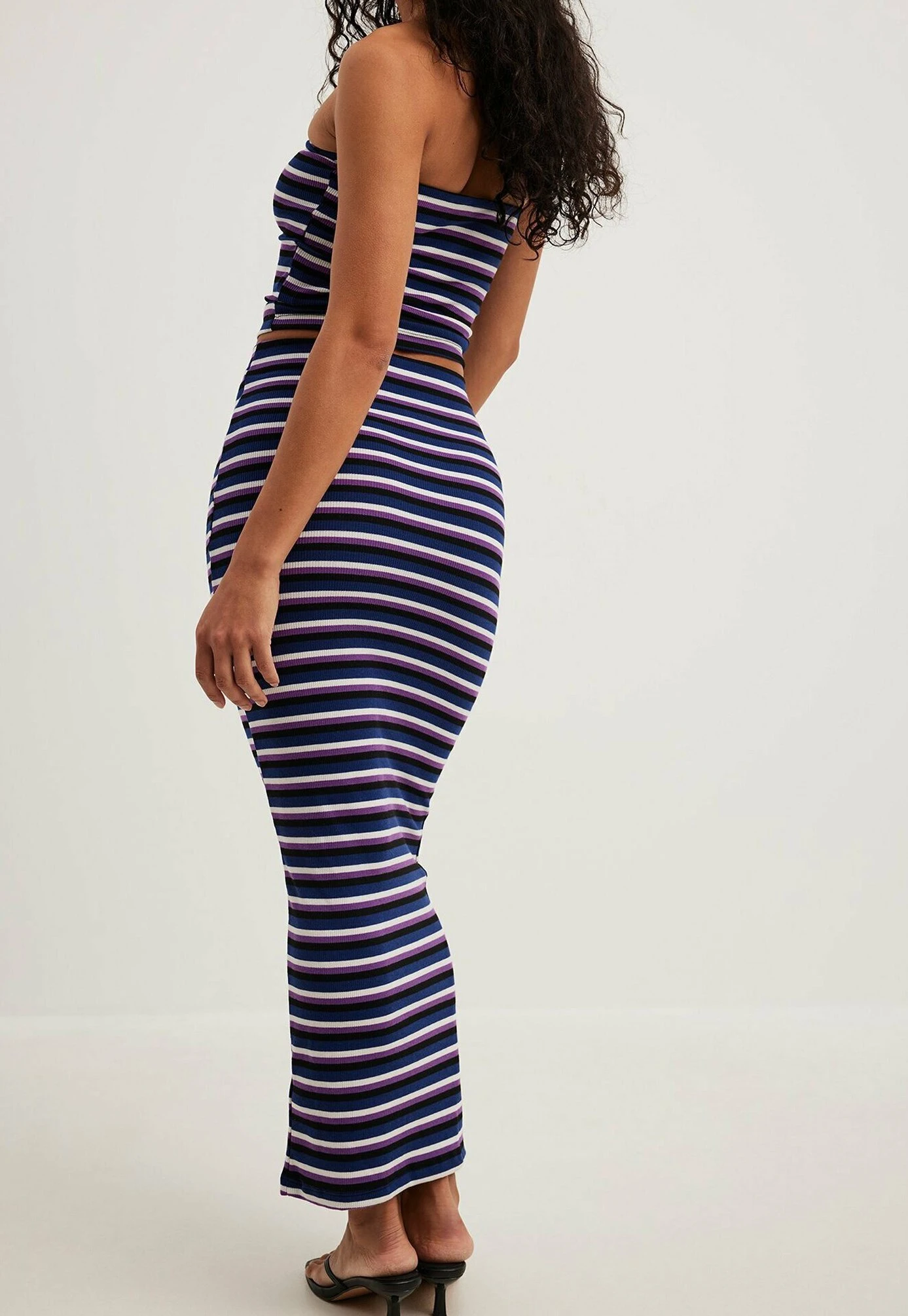 NA-KD Gestreifter Mit Mittlerer Taille - Falda Larga - Multicolor Stripe - Imagen 3