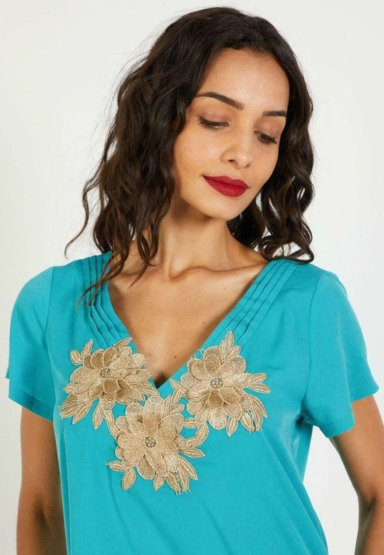 Con Flores Bordadas - Blusa - Azul - Imagen 3