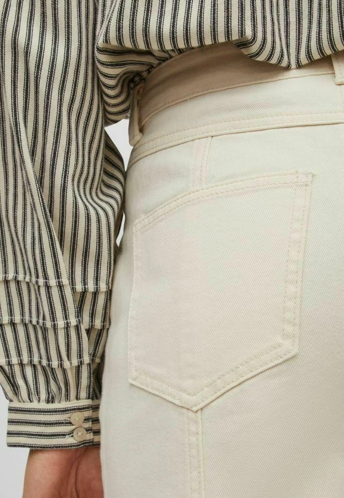 Vila High Waist- Vaqueros Rectos - Birch - Imagen 5