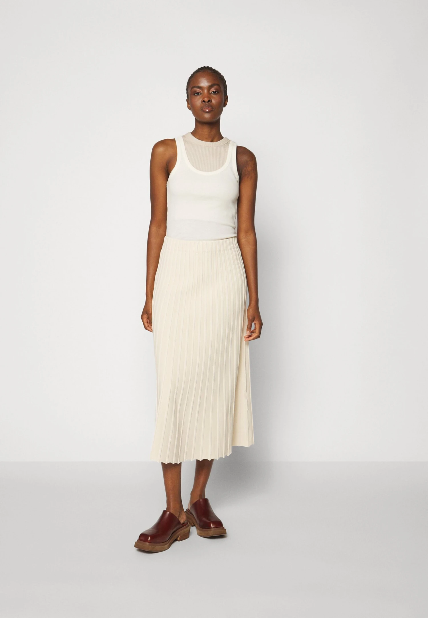 By Malene Birger Idris - Falda Acampanada - Soft White - Imagen 5