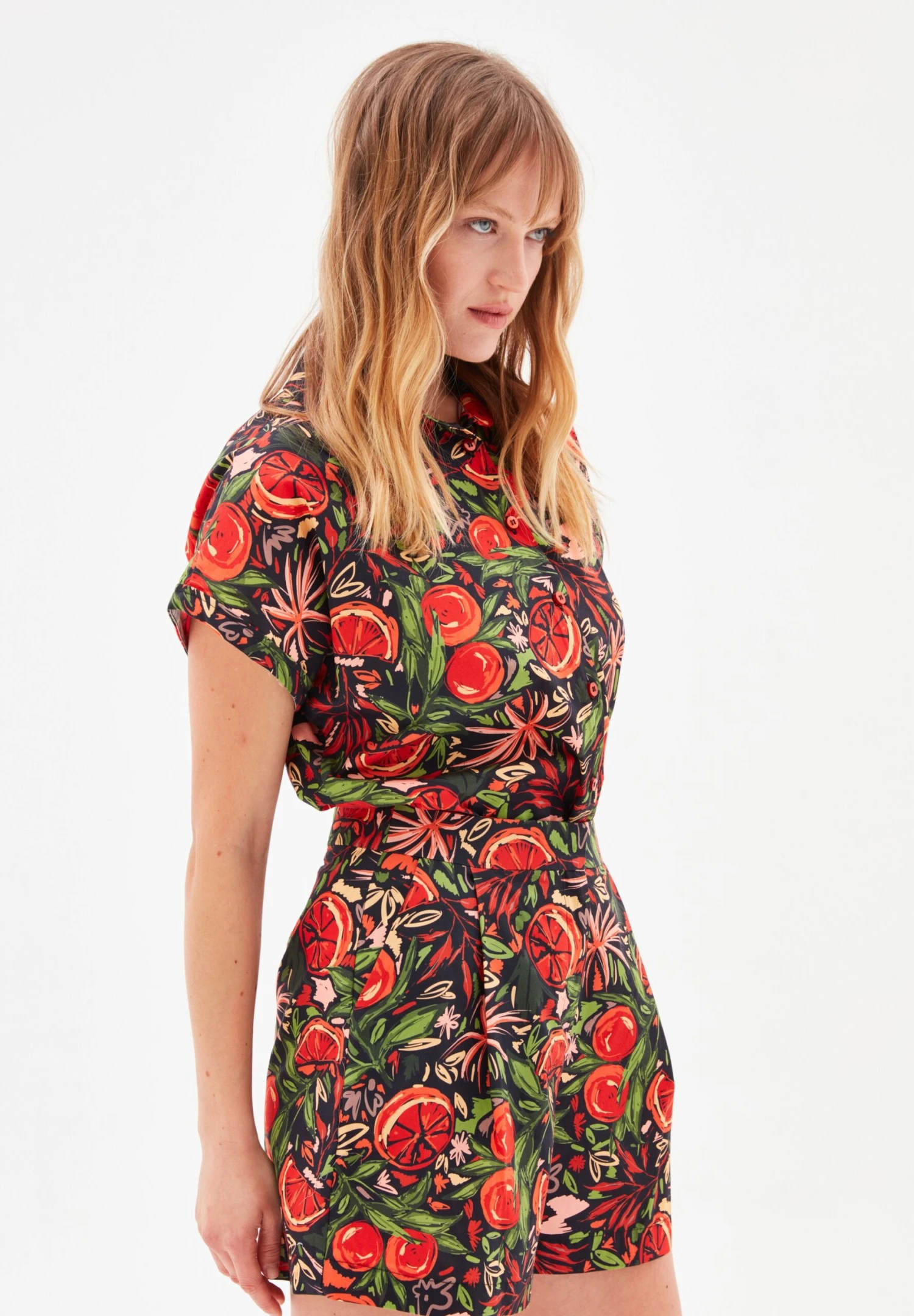 Zuzana Pleated Printed - Shorts - Printed Black - Imagen 4