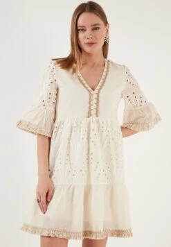 LELA Regular Fit - Vestido Informal - Ecru