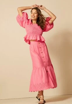 Next Button Through Standard - Falda Acampanada - Pink