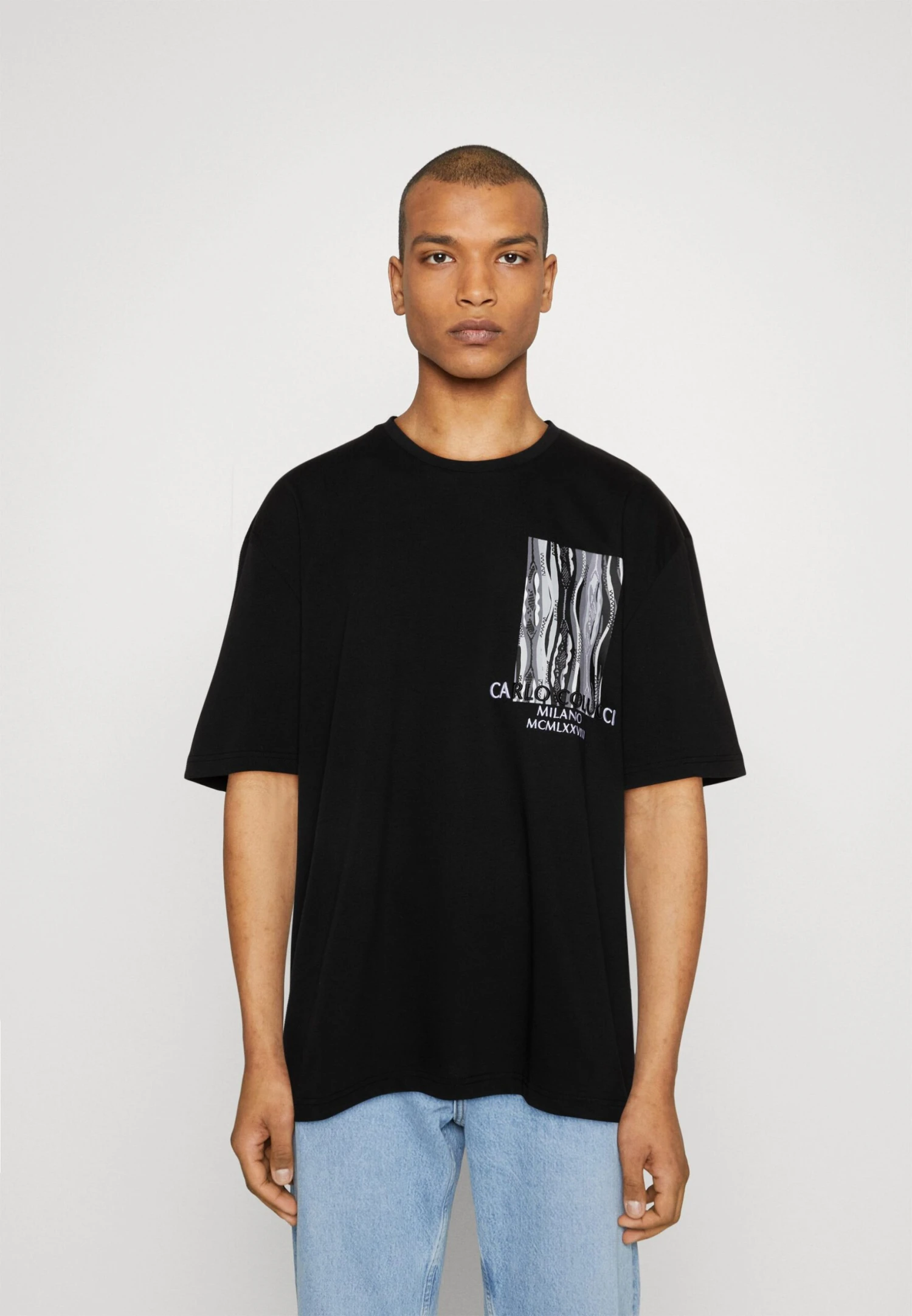 CARLO COLUCCI Plus Unisex - Camiseta Estampada - Schwarz