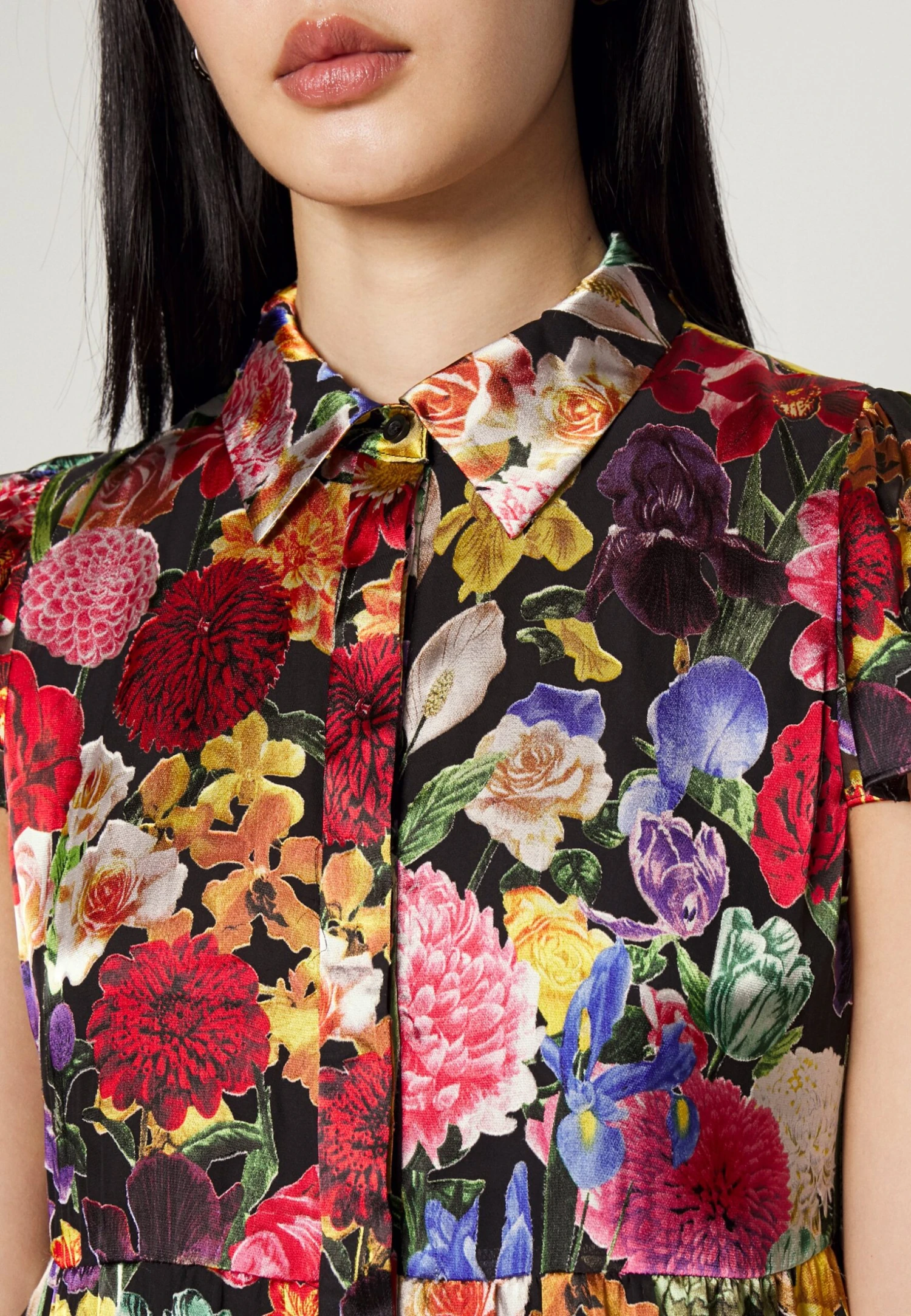 Alice + Olivia Meeko Tiered- Vestido Camisero - Botanical Garden - Imagen 5