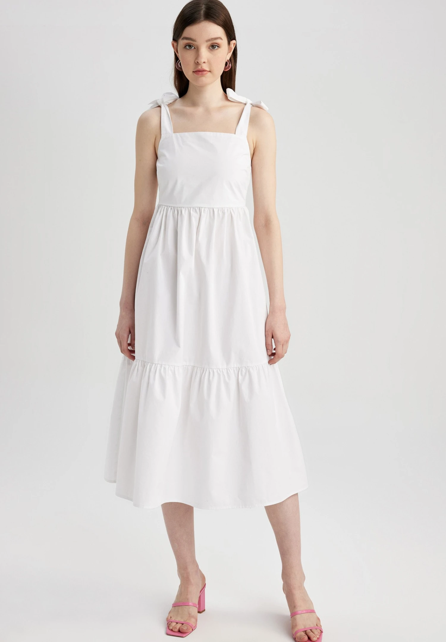 DeFacto Tiered - Vestido Informal - White