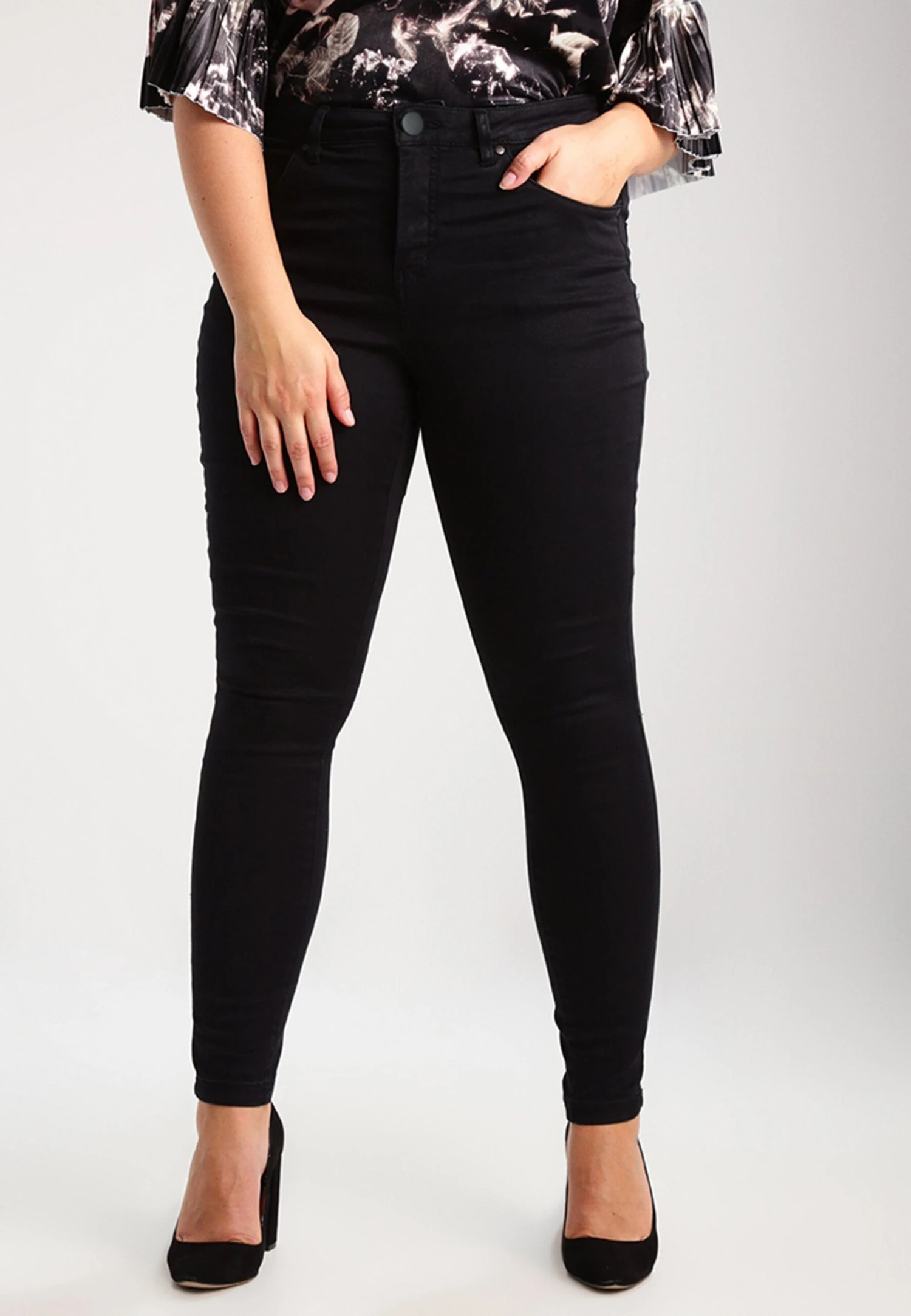 Zizzi Super Slim Amy Jeans Mit Hoher Taille - Vaqueros Pitillo - Black
