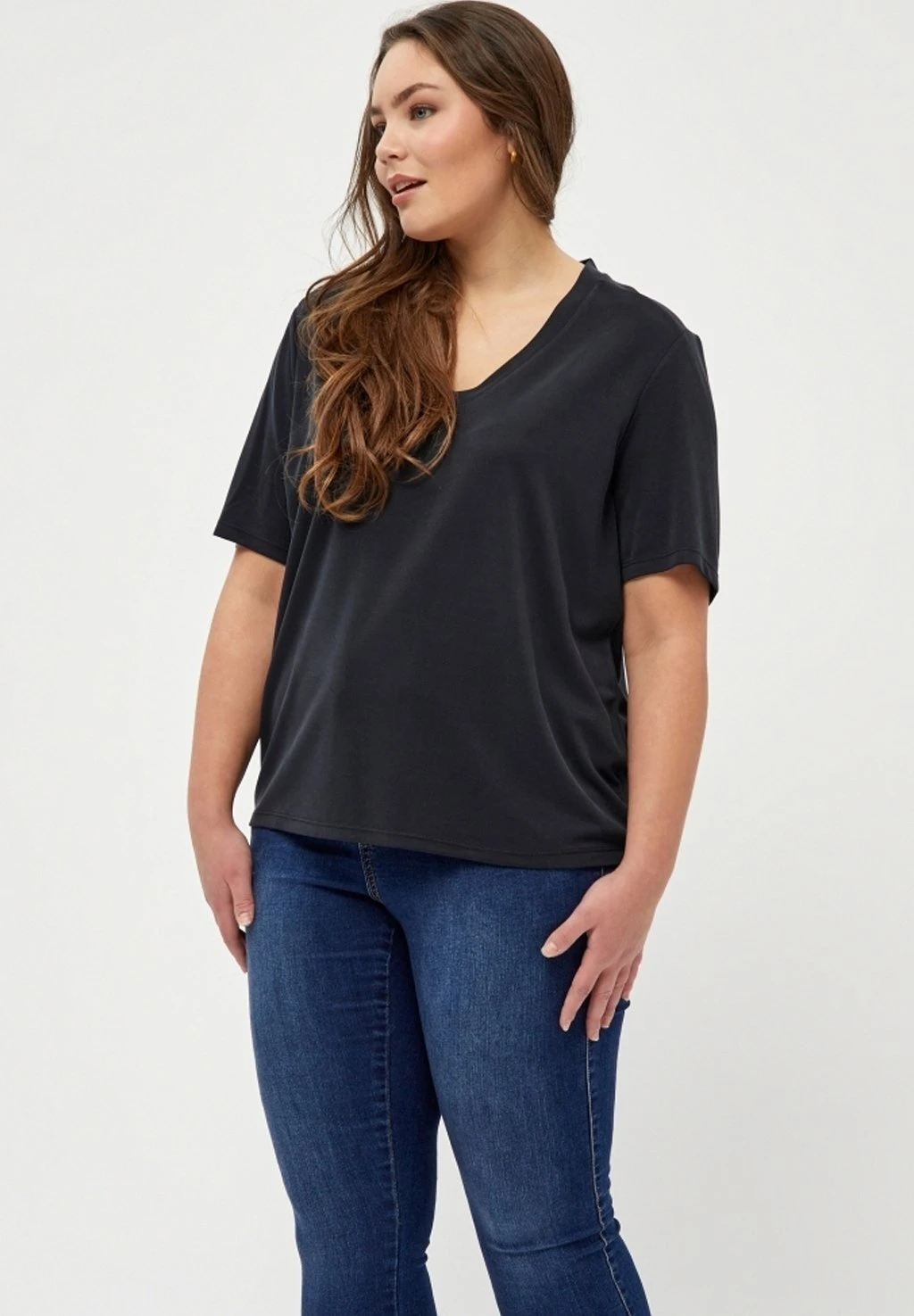 Peppercorn PhilinaCurve - Camiseta Básica - Black