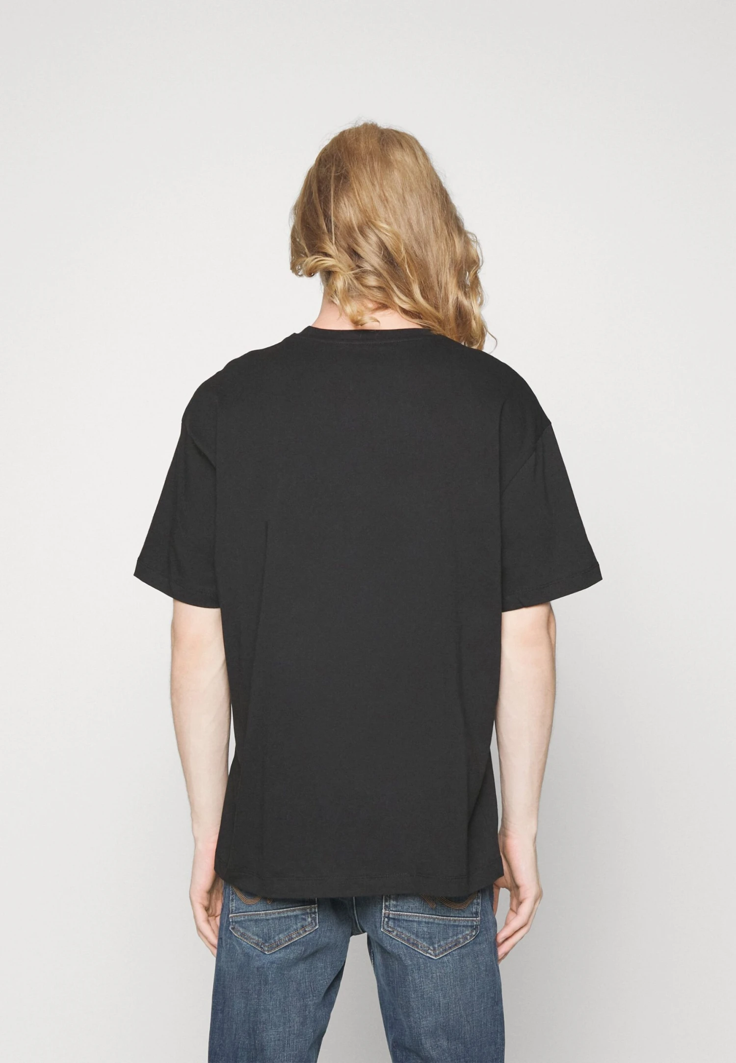 YOURTURN Unisex - Camiseta Estampada - Black - Imagen 3