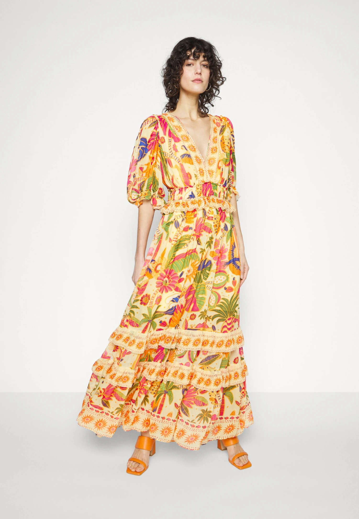 Farm Rio Rio Tapestry Dress - Vestido Largo - Rio Tapestry Yellow - Imagen 2