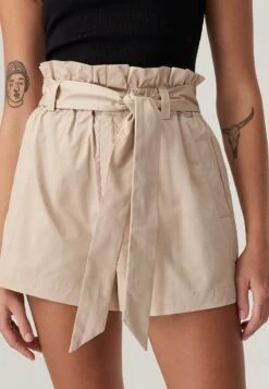 Dreamer - Shorts - Beige