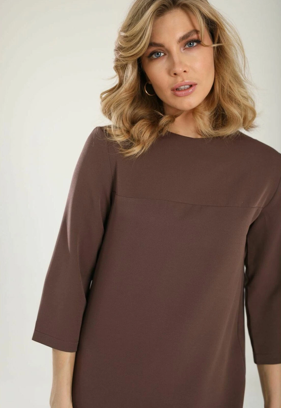 Dreiviertelarm Gerade - Vestido Informal - Dark Brown - Imagen 4