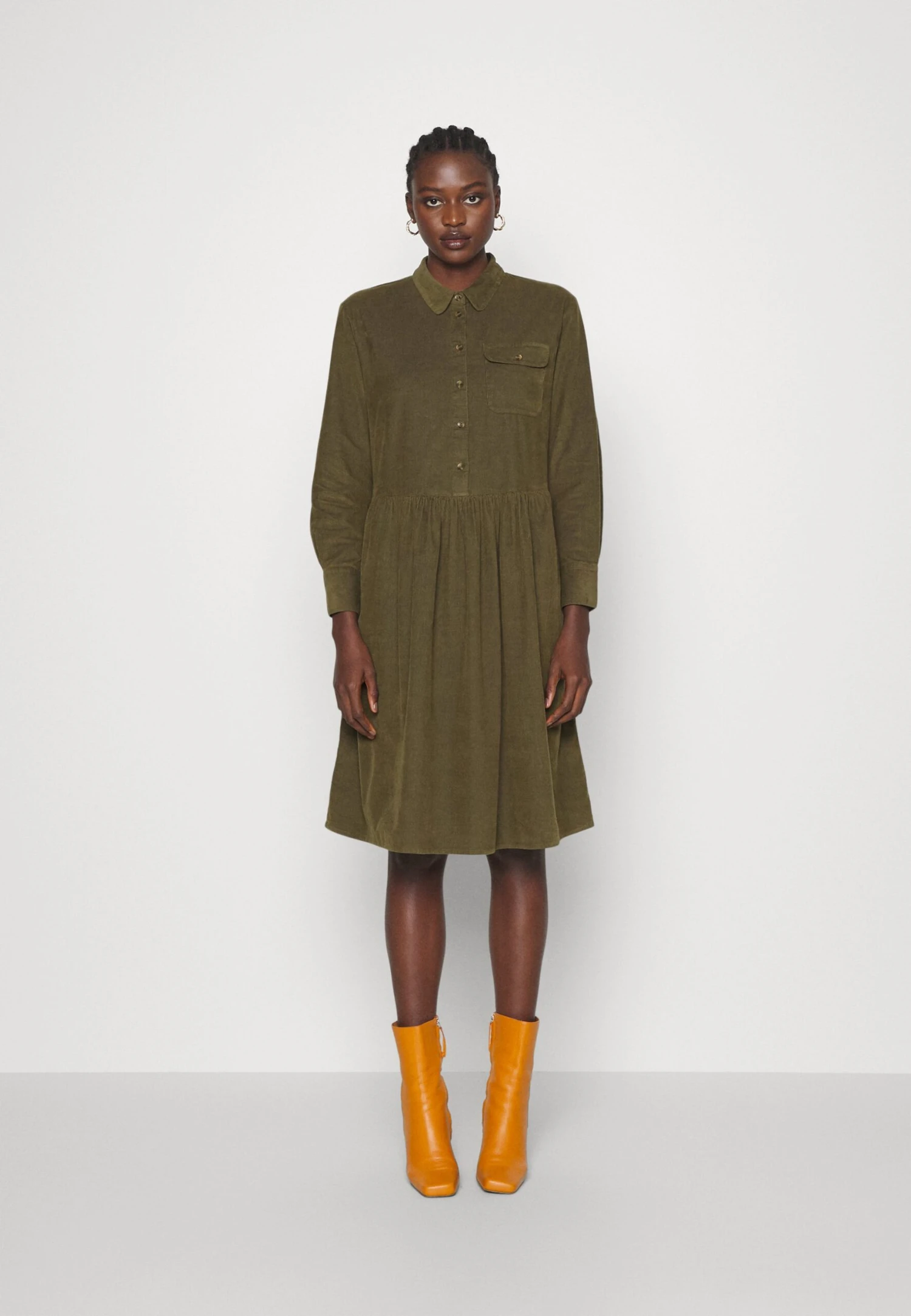 ESPRIT Vestido Informal - Dark Khaki