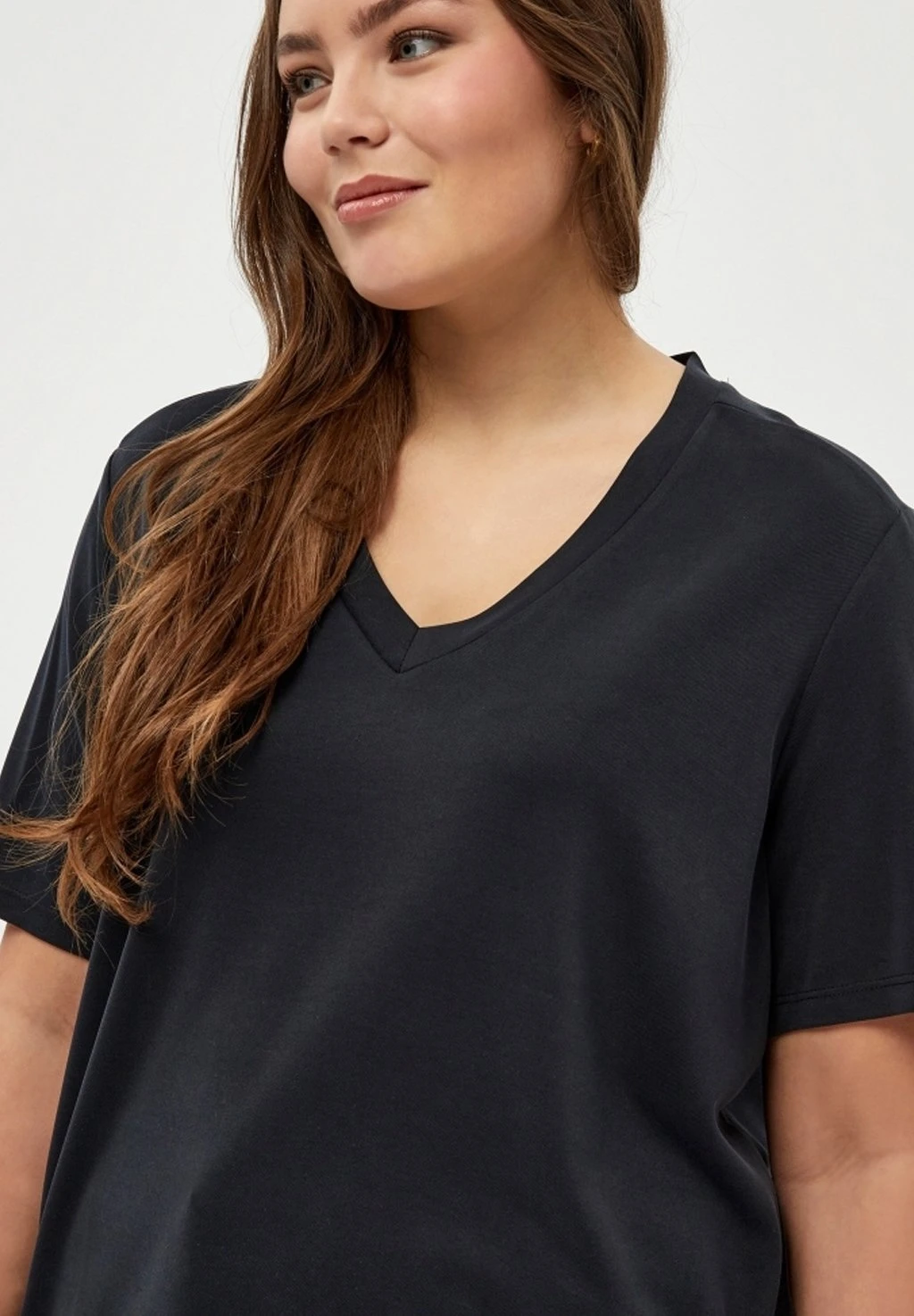 Peppercorn PhilinaCurve - Camiseta Básica - Black - Imagen 4