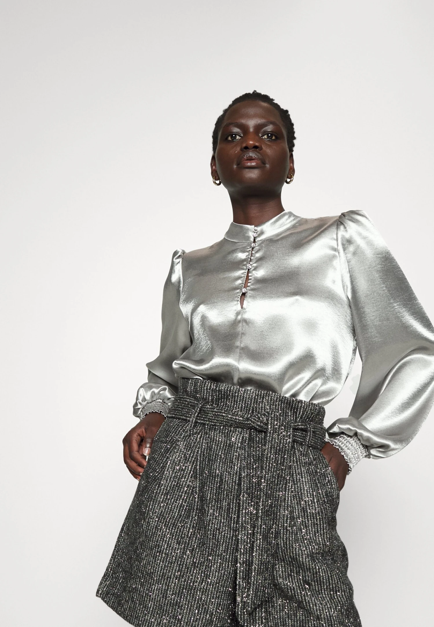 Bruuns Bazaar Bergenia Leoni - Shorts - Black - Imagen 4