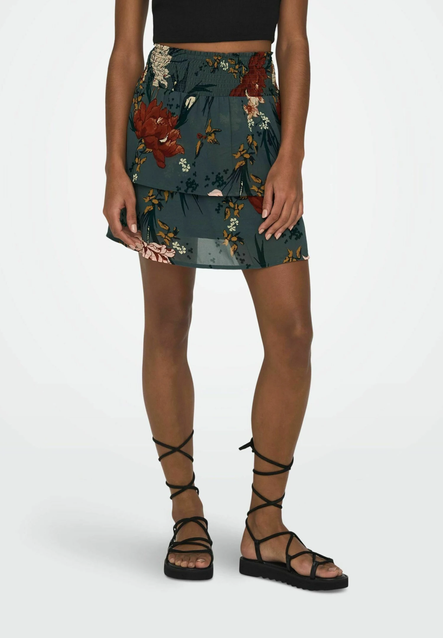 ONLY Gesmokt - Minifalda - Balsam Green