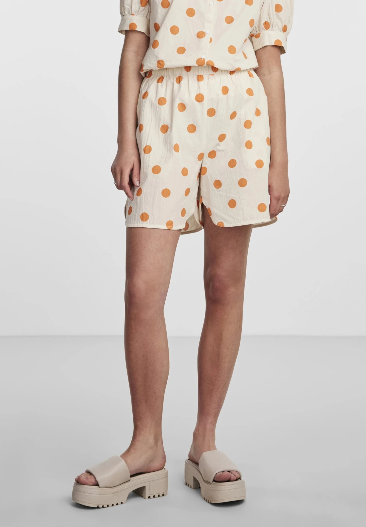 Pieces Højtaljede- Shorts - Cloud Cream